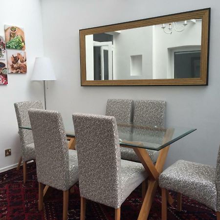 Luxurious Apartment In Kensington & Chelsea 런던 외부 사진