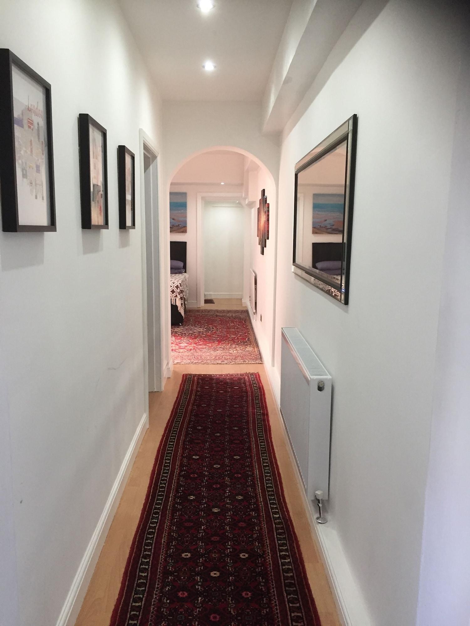 Luxurious Apartment In Kensington & Chelsea 런던 외부 사진