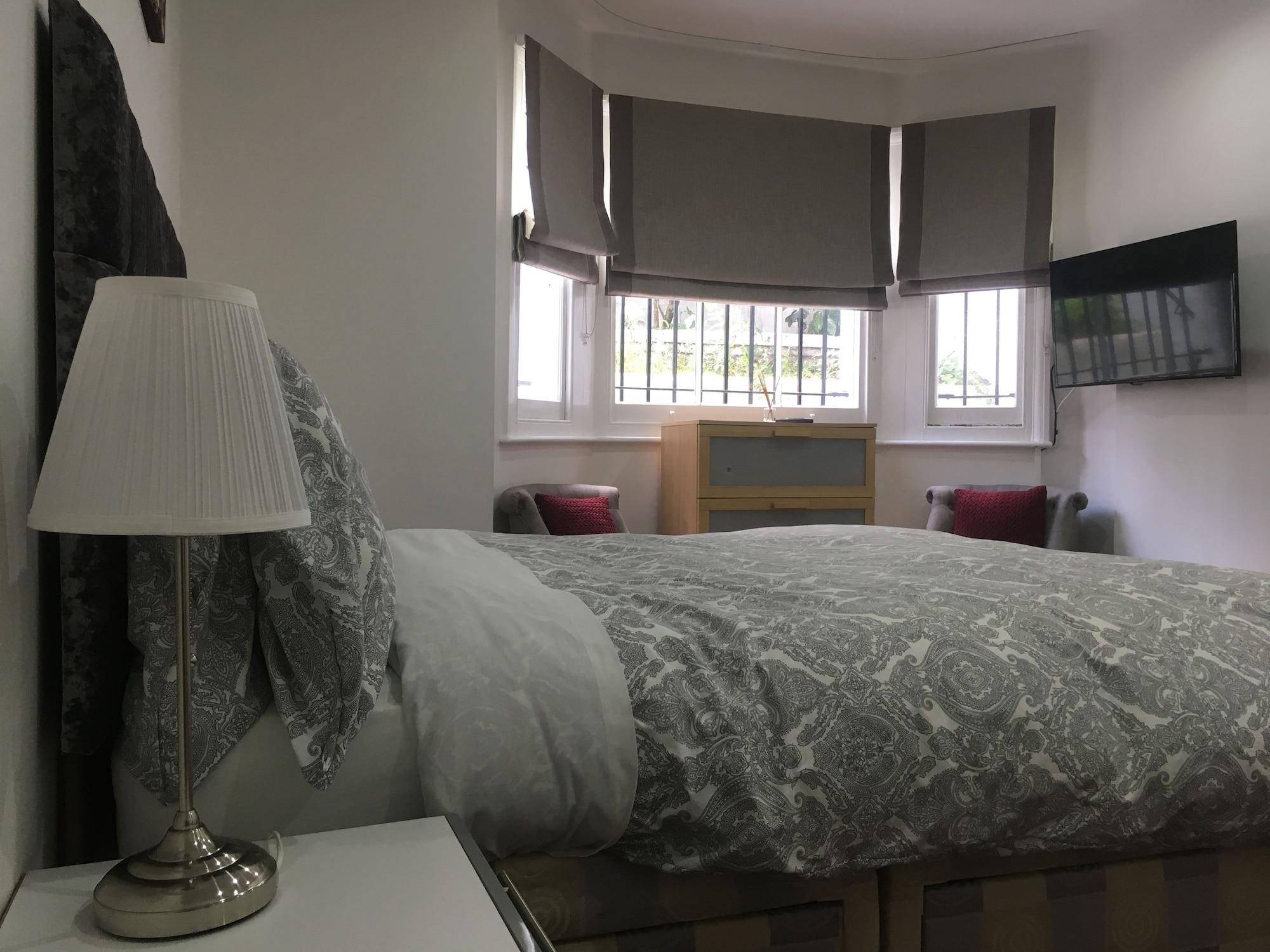 Luxurious Apartment In Kensington & Chelsea 런던 외부 사진