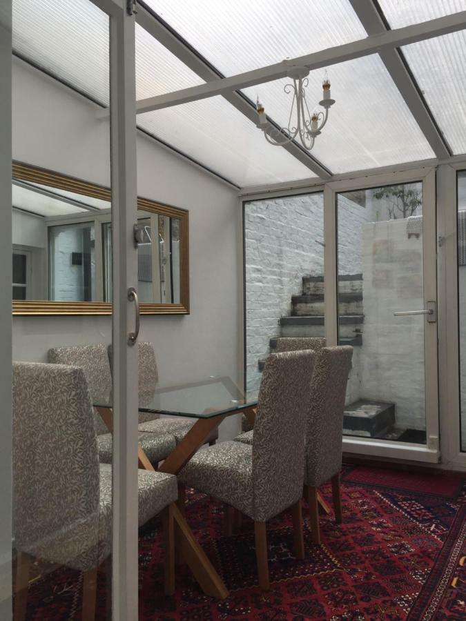 Luxurious Apartment In Kensington & Chelsea 런던 외부 사진