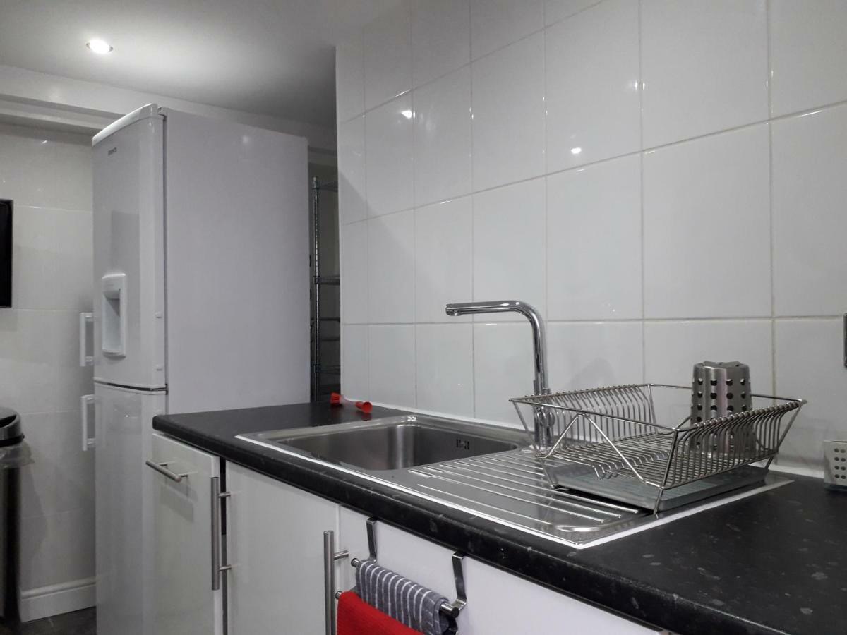 Luxurious Apartment In Kensington & Chelsea 런던 외부 사진
